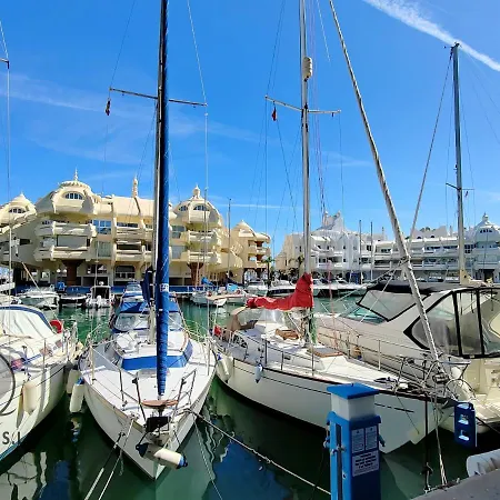 Апартаменты Great Marina View 2 Bedroom Island Complex In Puerto Marina Бенальмадена