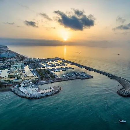 Апартаменты Great Marina View 2 Bedroom Island Complex In Puerto Marina